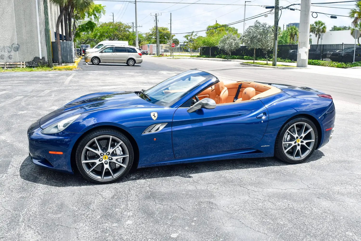2012 Ferrari California - Photo 8