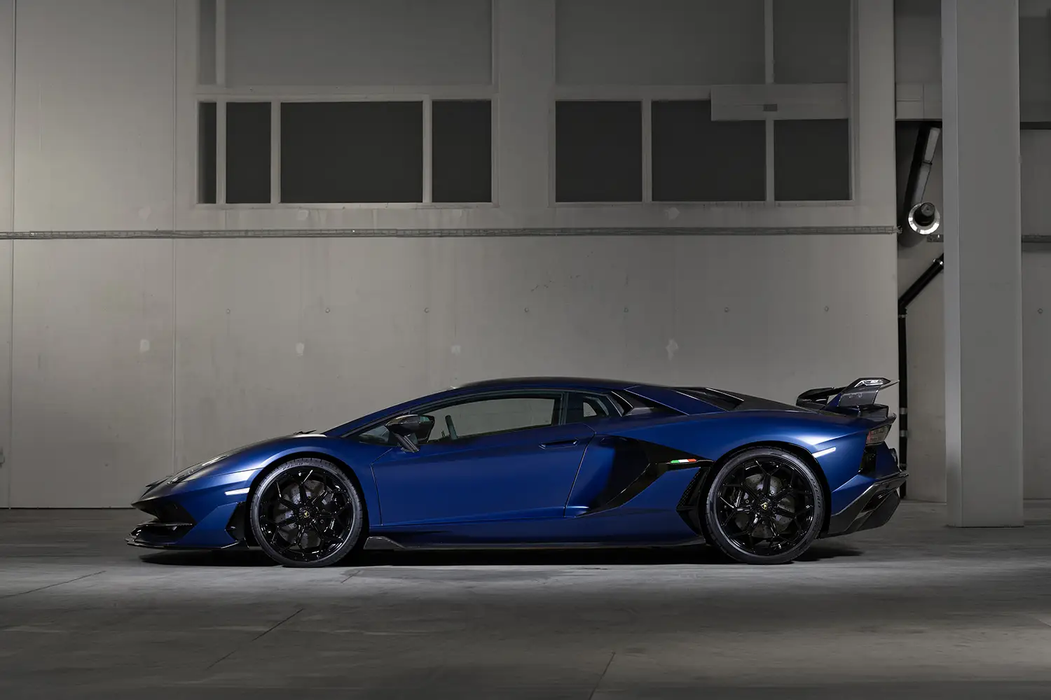 2020 Lamborghini Aventador SVJ