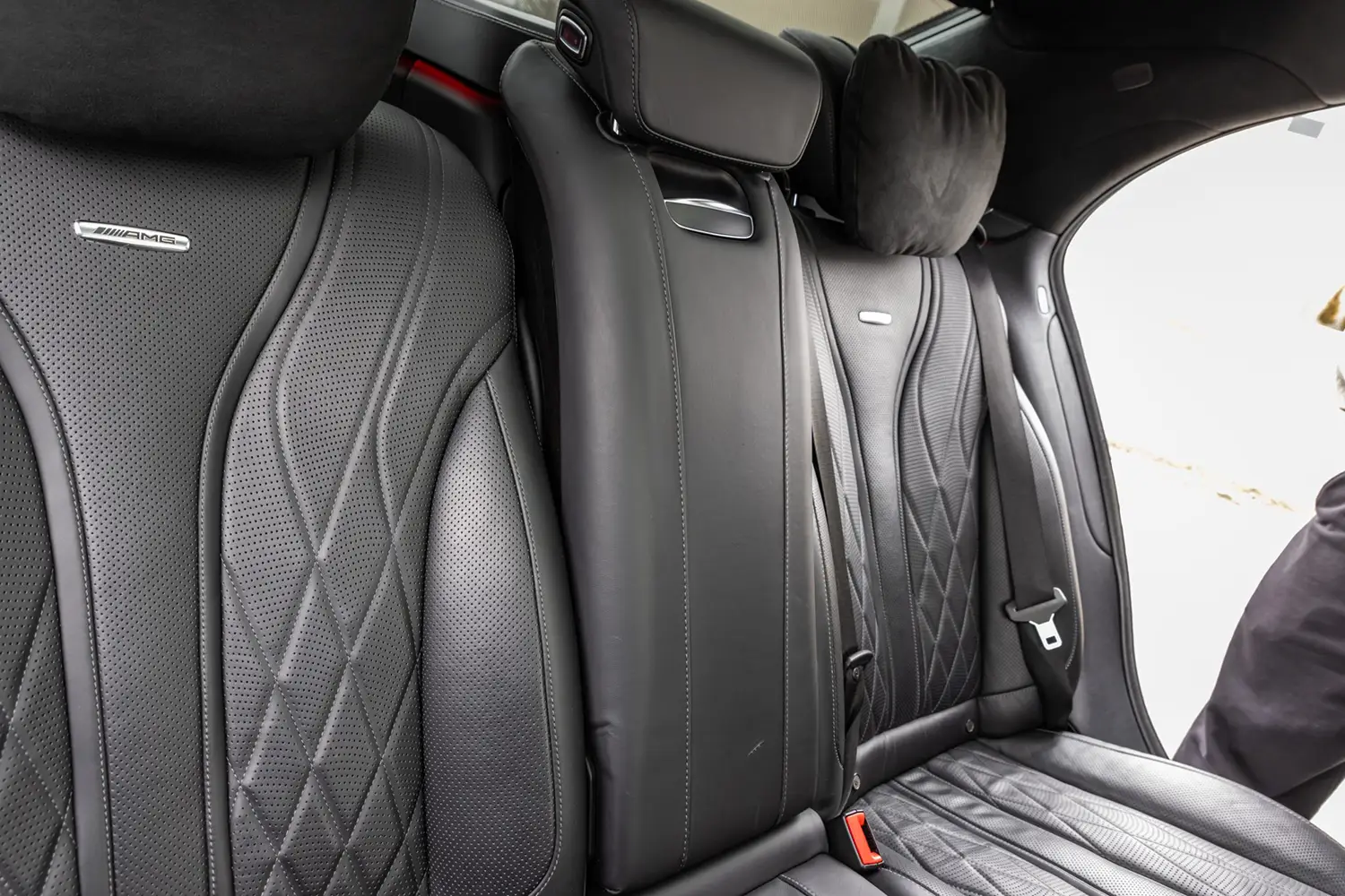 2015 Mercedes-Benz S63 AMG