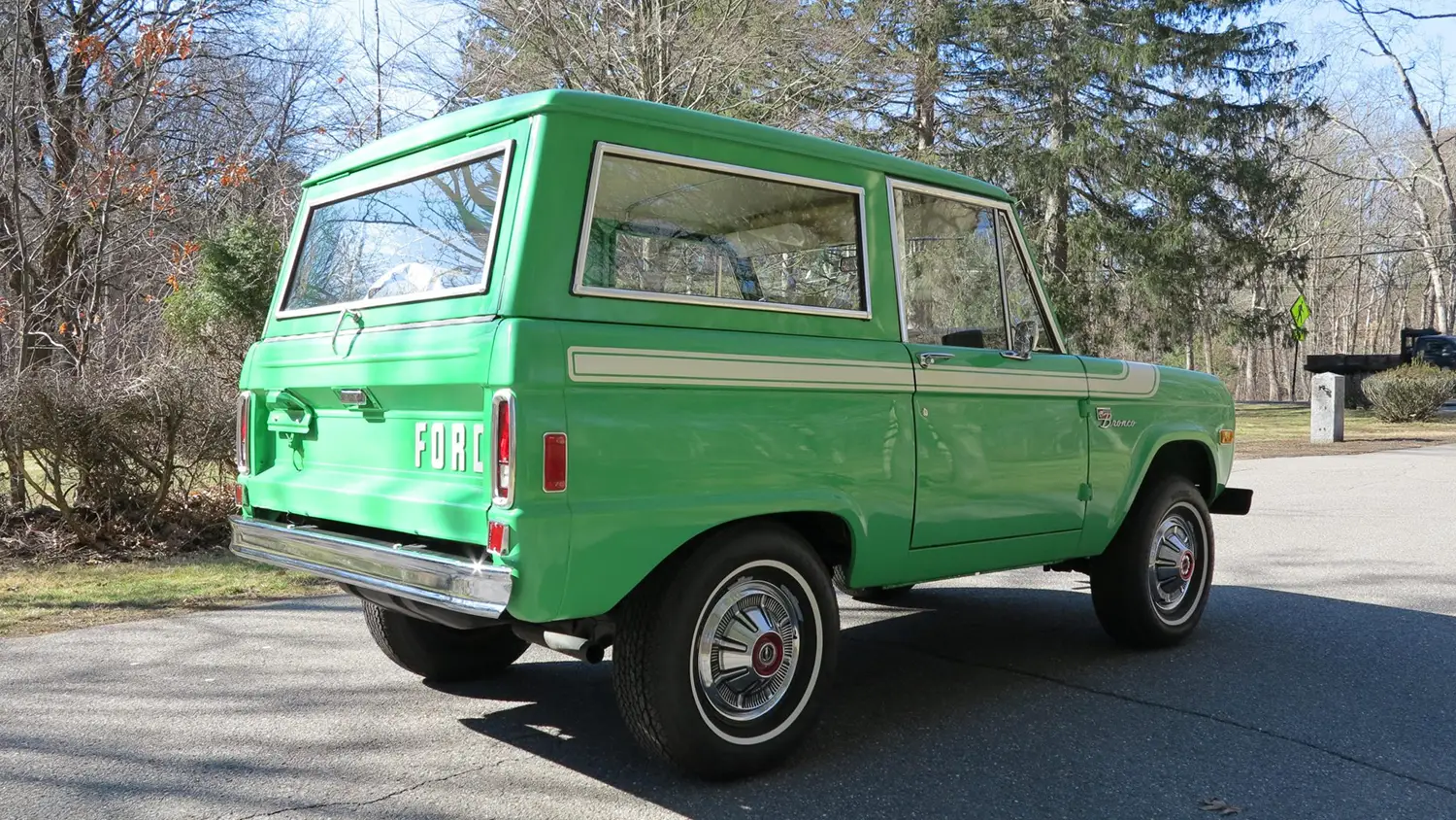 1977 Ford Bronco Sport 302
