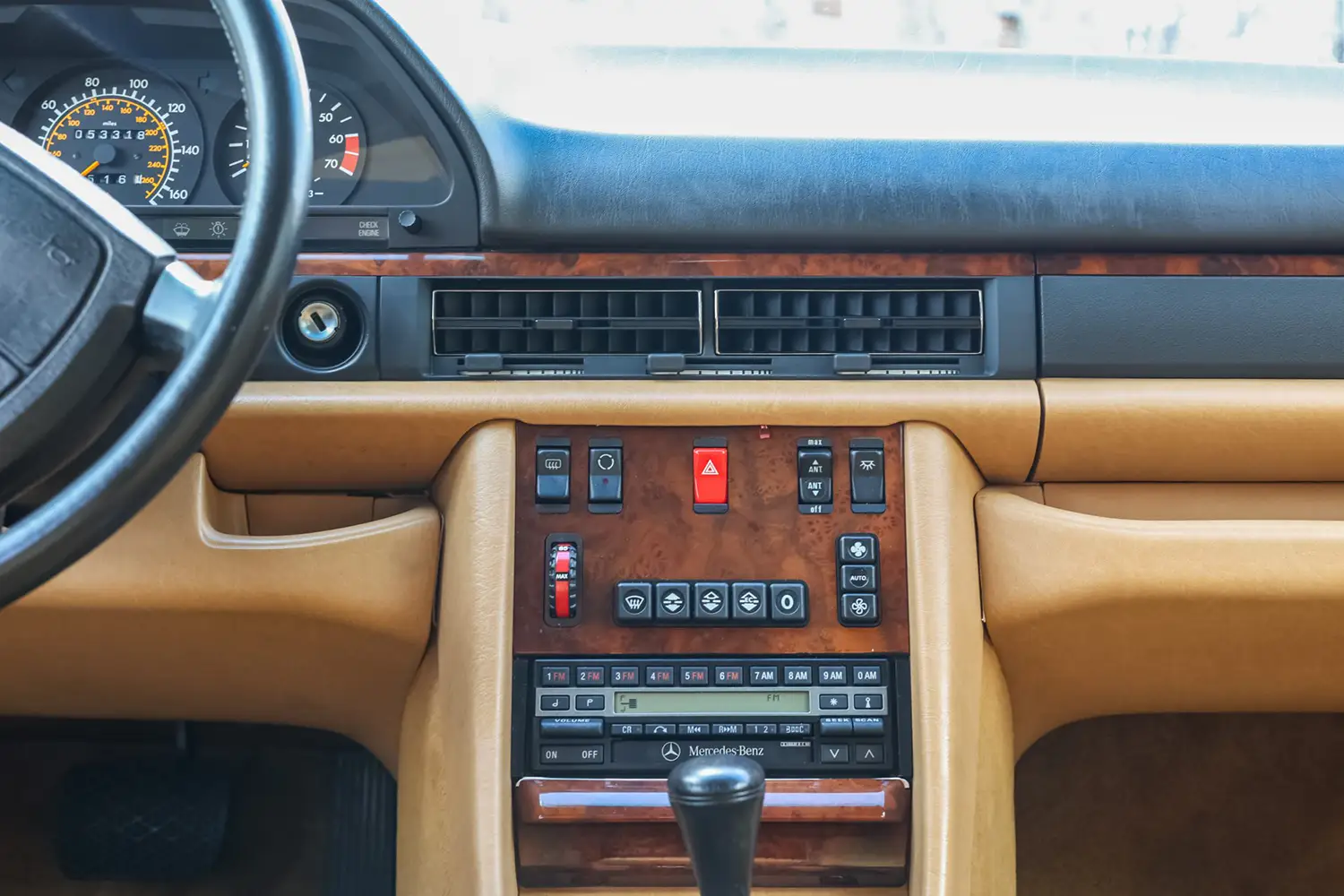 1990 Mercedes-Benz 560SEL