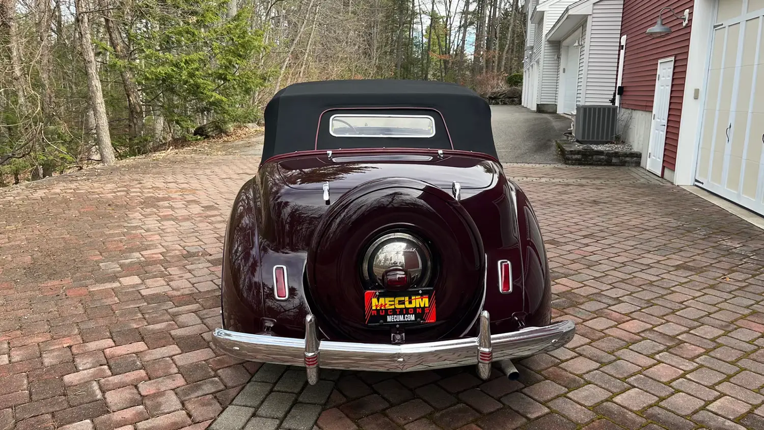 1941 Lincoln Continental Cabriolet