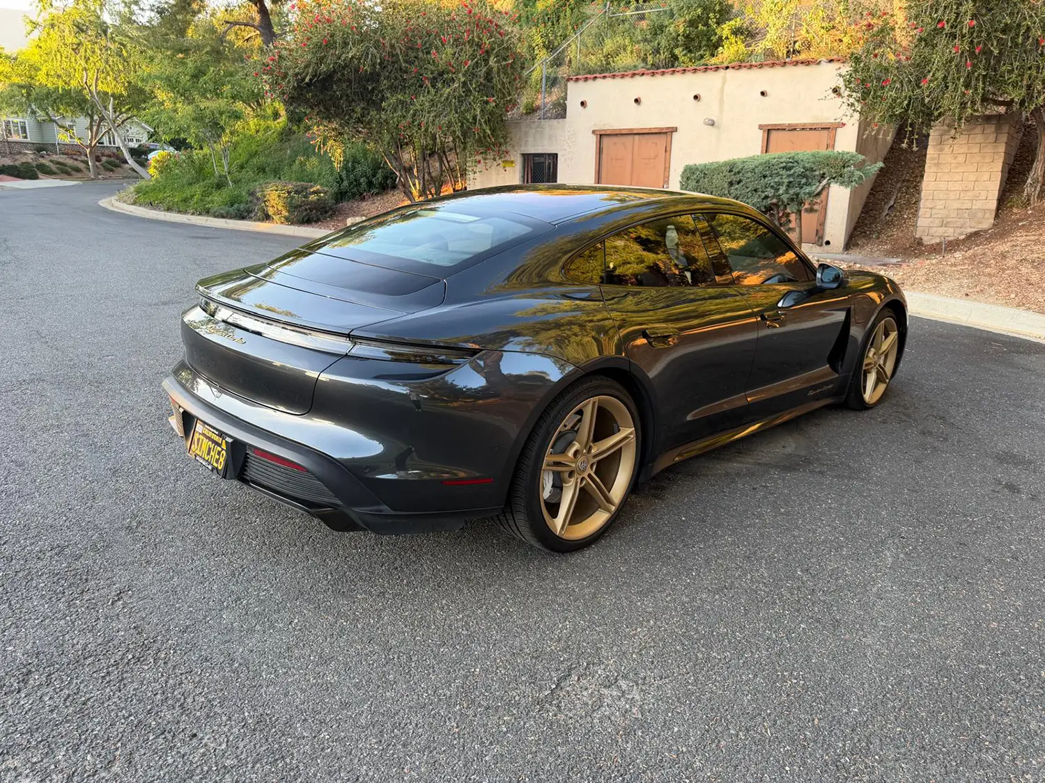 2020 Porsche Taycan Turbo