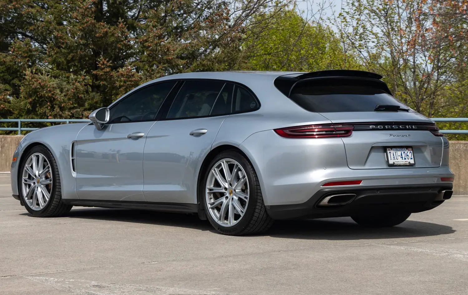 2019 Porsche Panamera 4 Sport Turismo - Photo 2