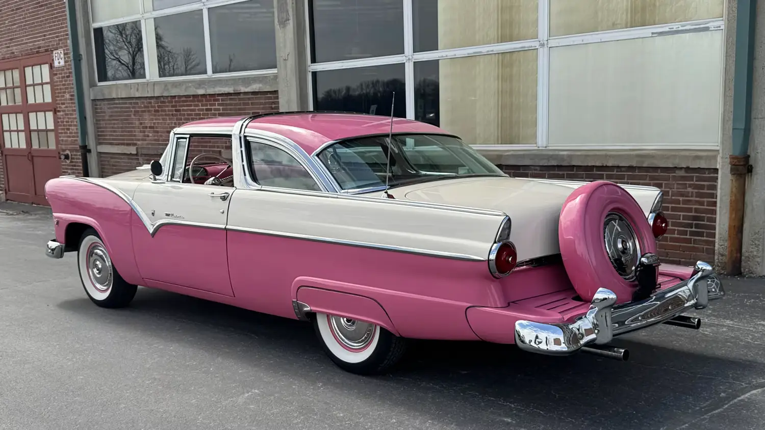 1955 Ford Crown Victoria