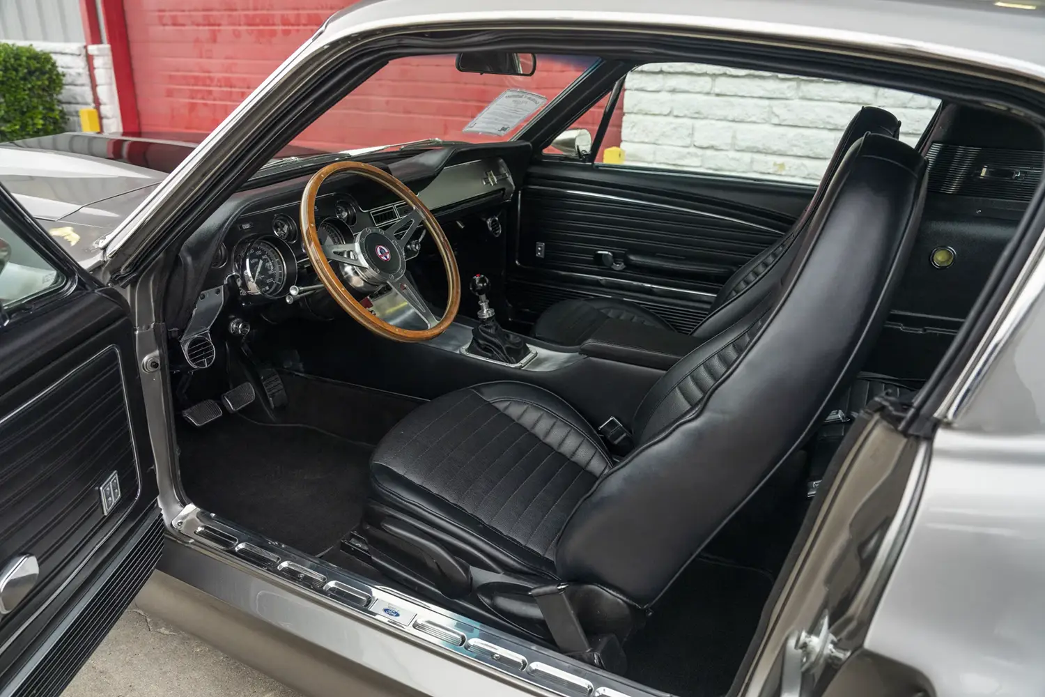 1968 Ford Mustang Custom Fastback - Photo 7