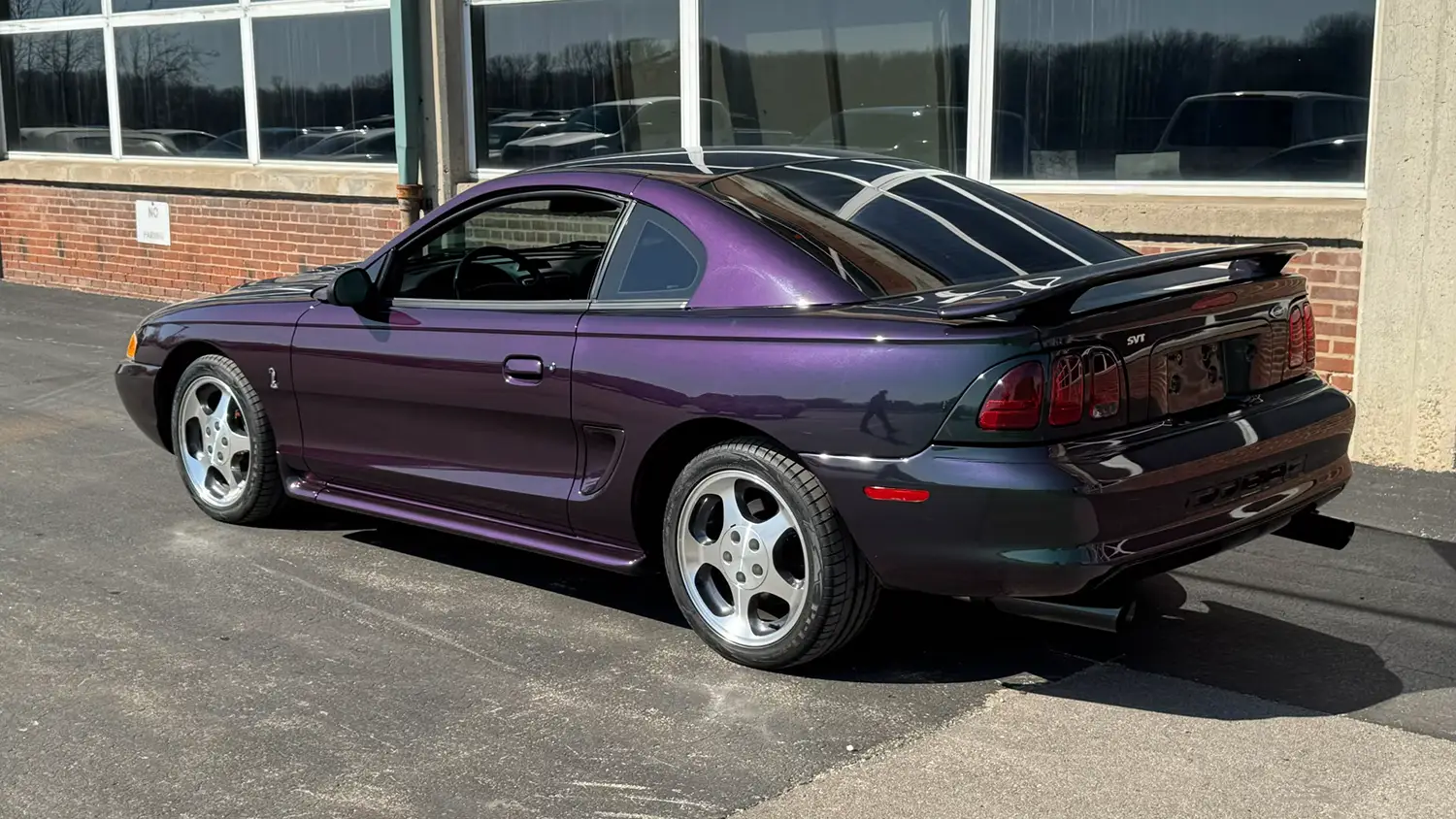 1996 Ford Mustang SVT Cobra - Photo 3