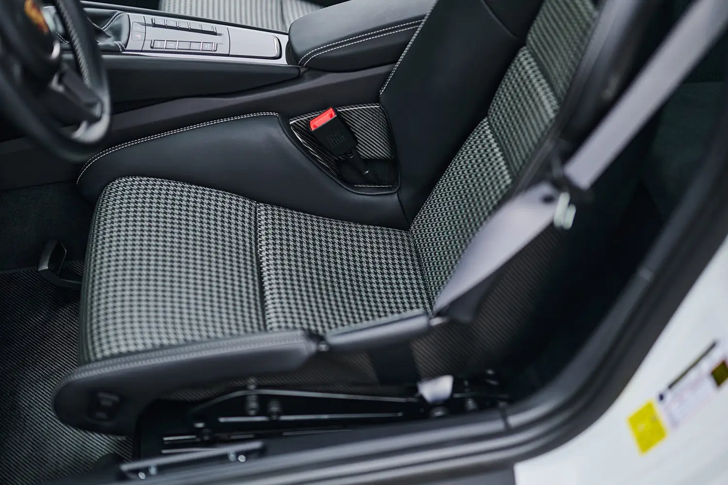 2016 Porsche 911 R - Photo 4