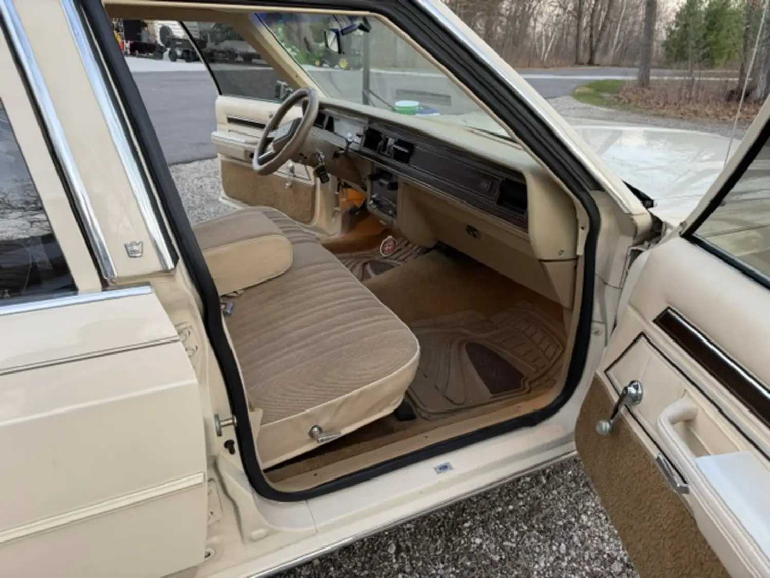 1984 Ford LTD Crown Victoria Wagon - Photo 8