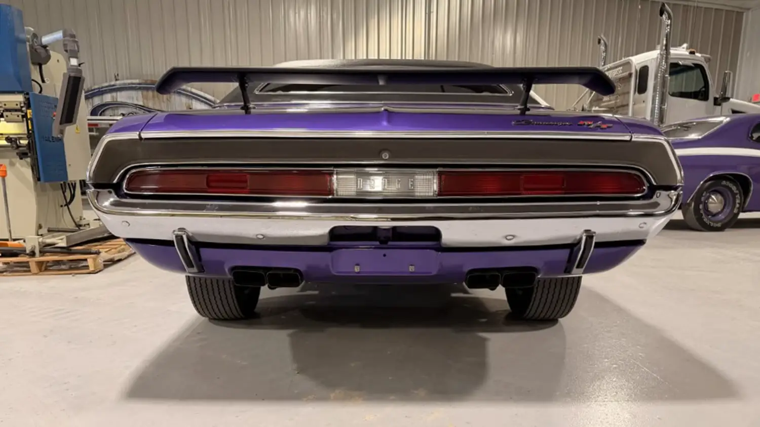 1970 Dodge Challenger R/T SE - Photo 9