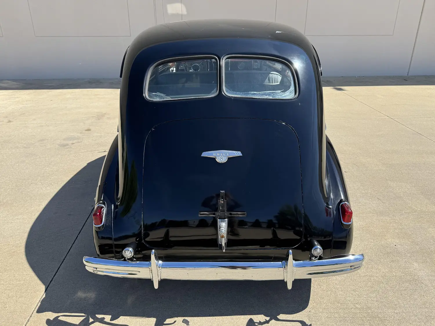 1938 Buick Series 40 Special - Photo 3