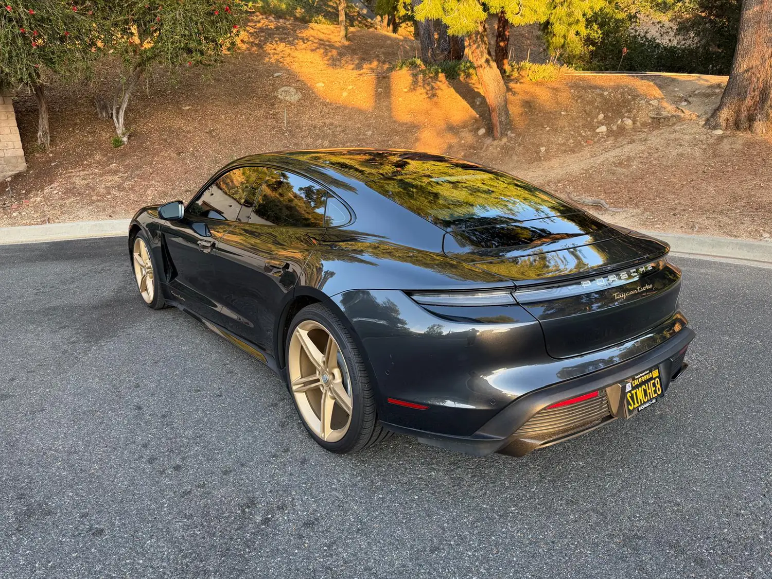 2020 Porsche Taycan Turbo