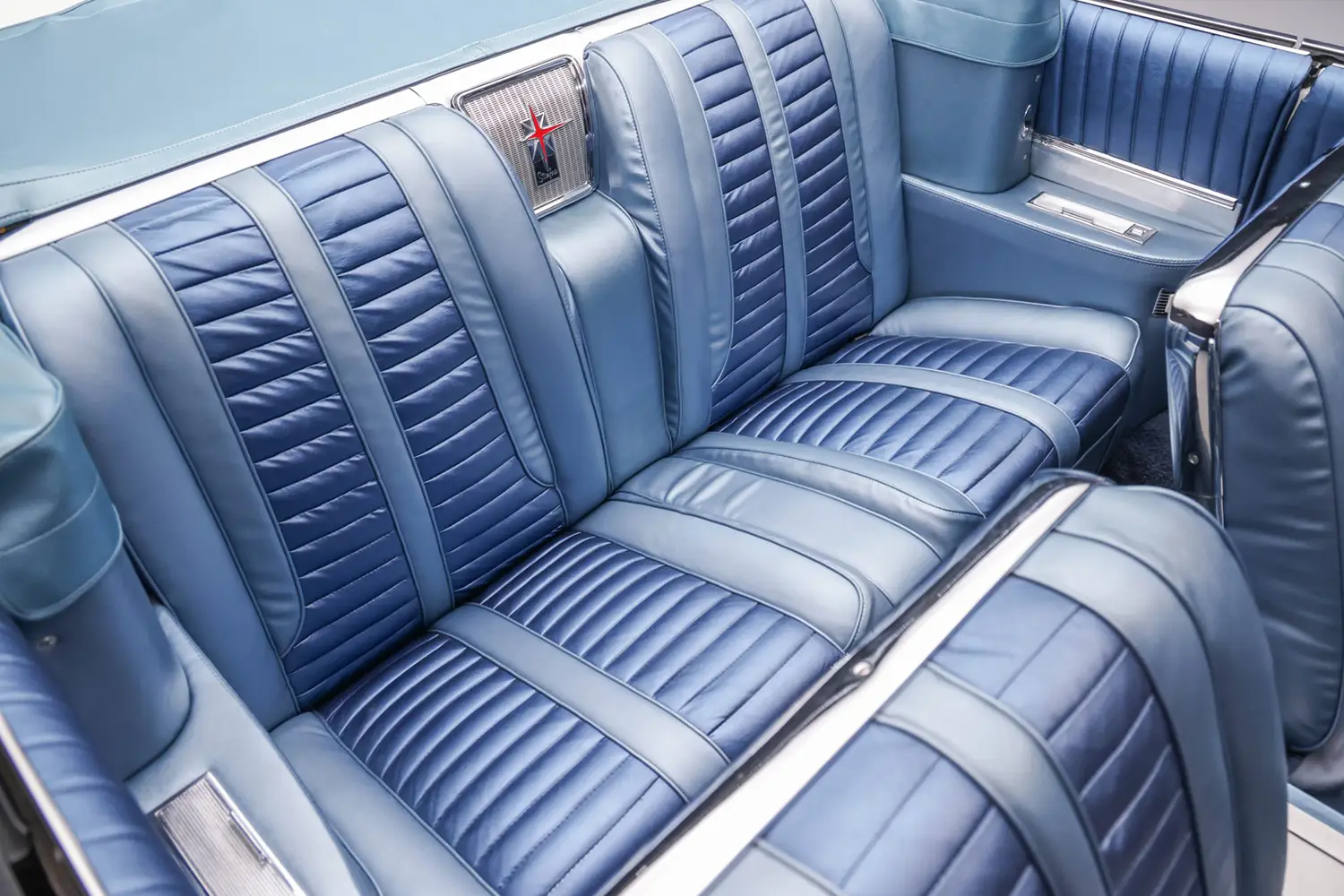 1962 Oldsmobile Starfire - Photo 9