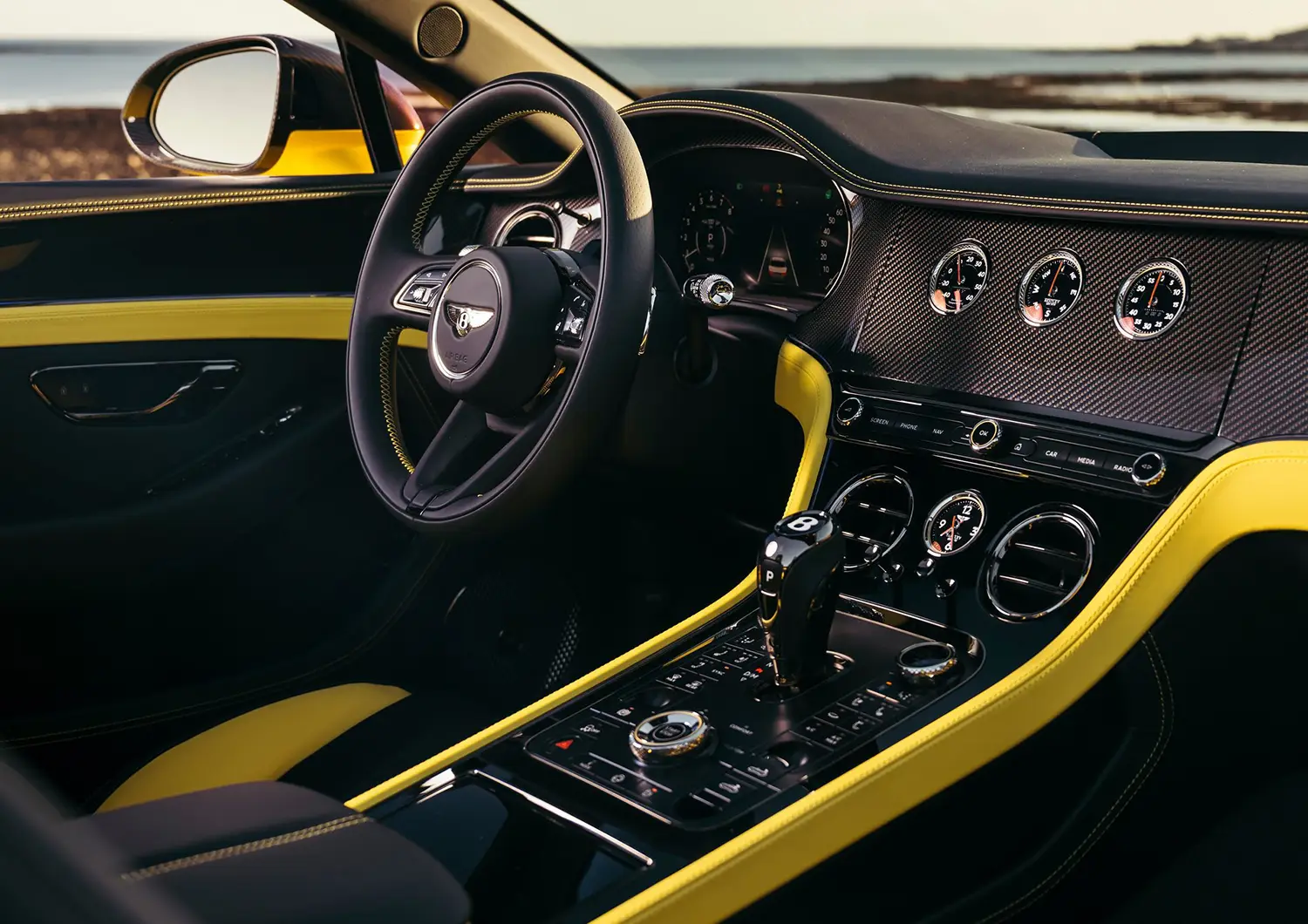 2027 Bentley Continental GTC S - Photo 4