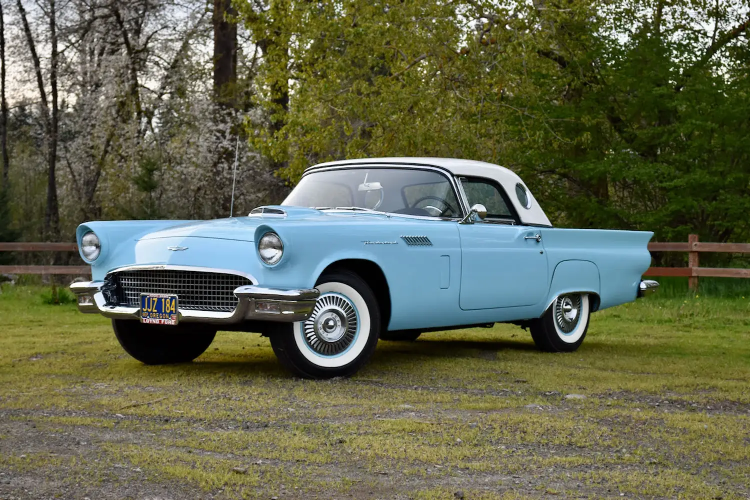 1957 Ford Thunderbird