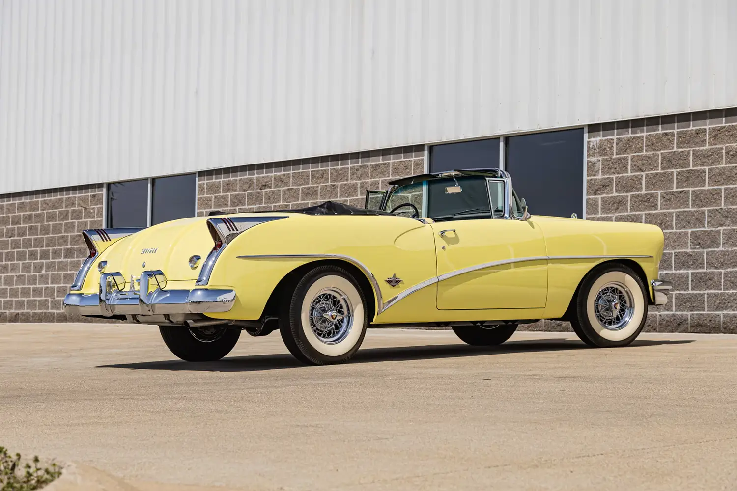 1954 Buick Skylark Convertible - Photo 3