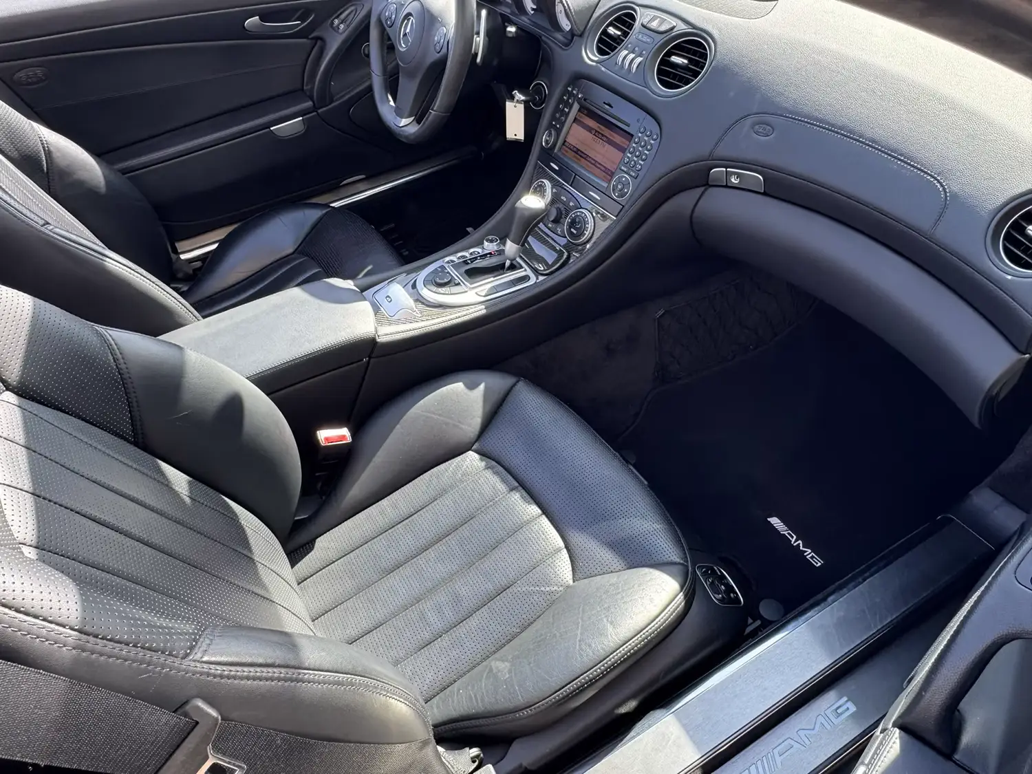 2012 Mercedes-Benz SL63 AMG