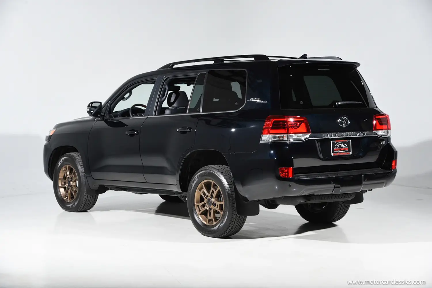 2021 Toyota Land Cruiser Heritage Edition - Photo 3