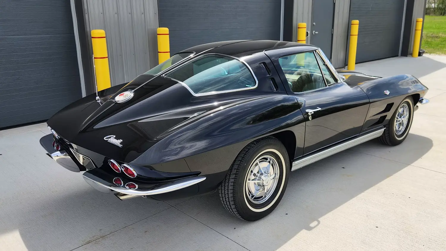 1963 Chevrolet Corvette Split Window Coupe - Photo 9