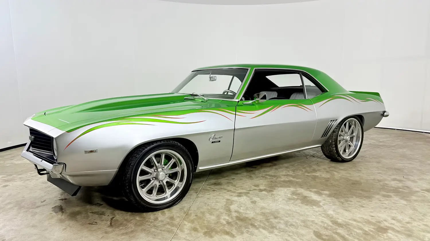 1969 Chevrolet Camaro Custom - Photo 9