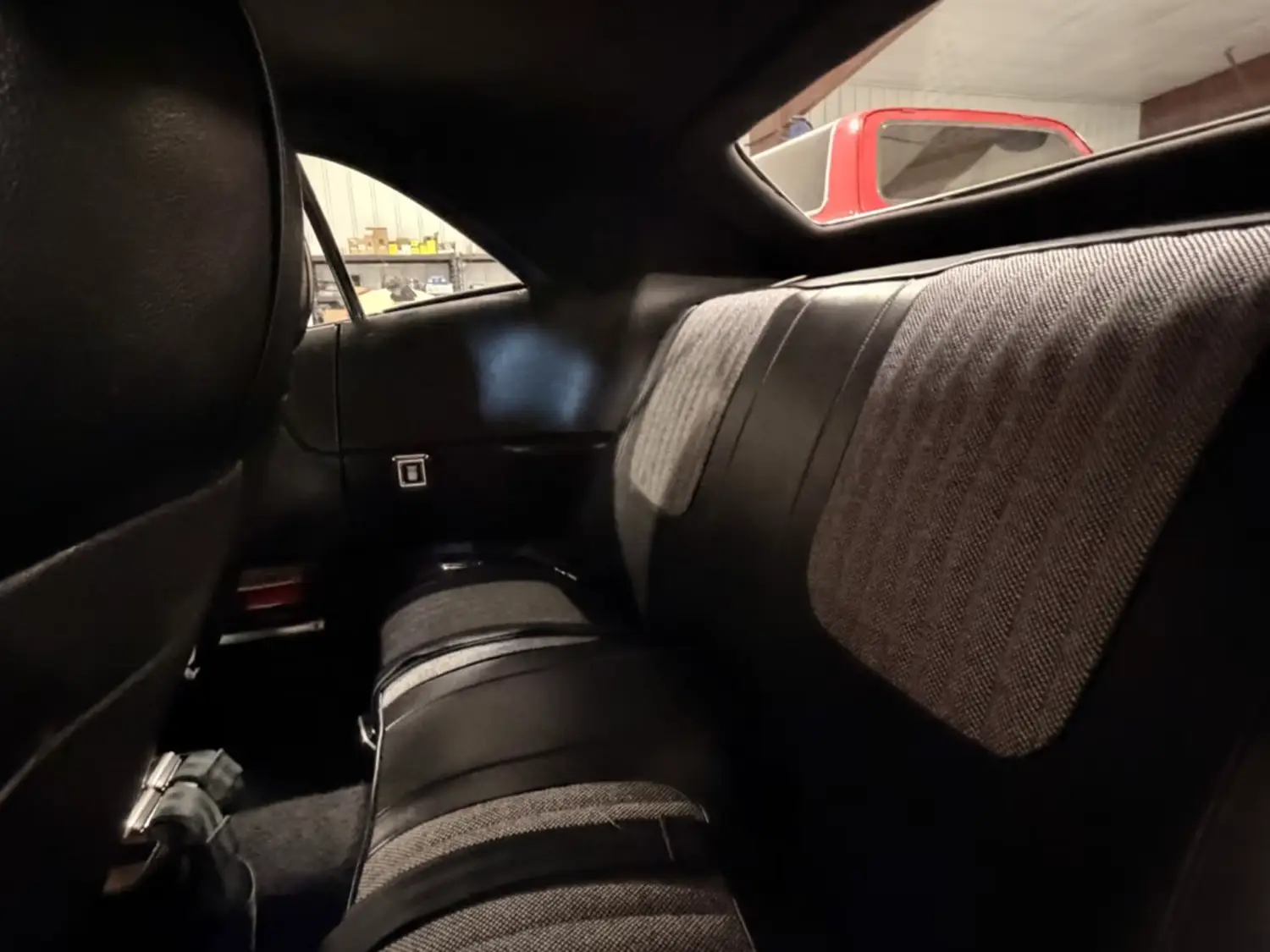 1970 Dodge Challenger R/T SE - Photo 10