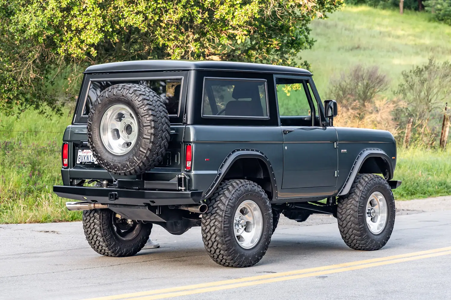 1973 Ford Bronco - Photo 6