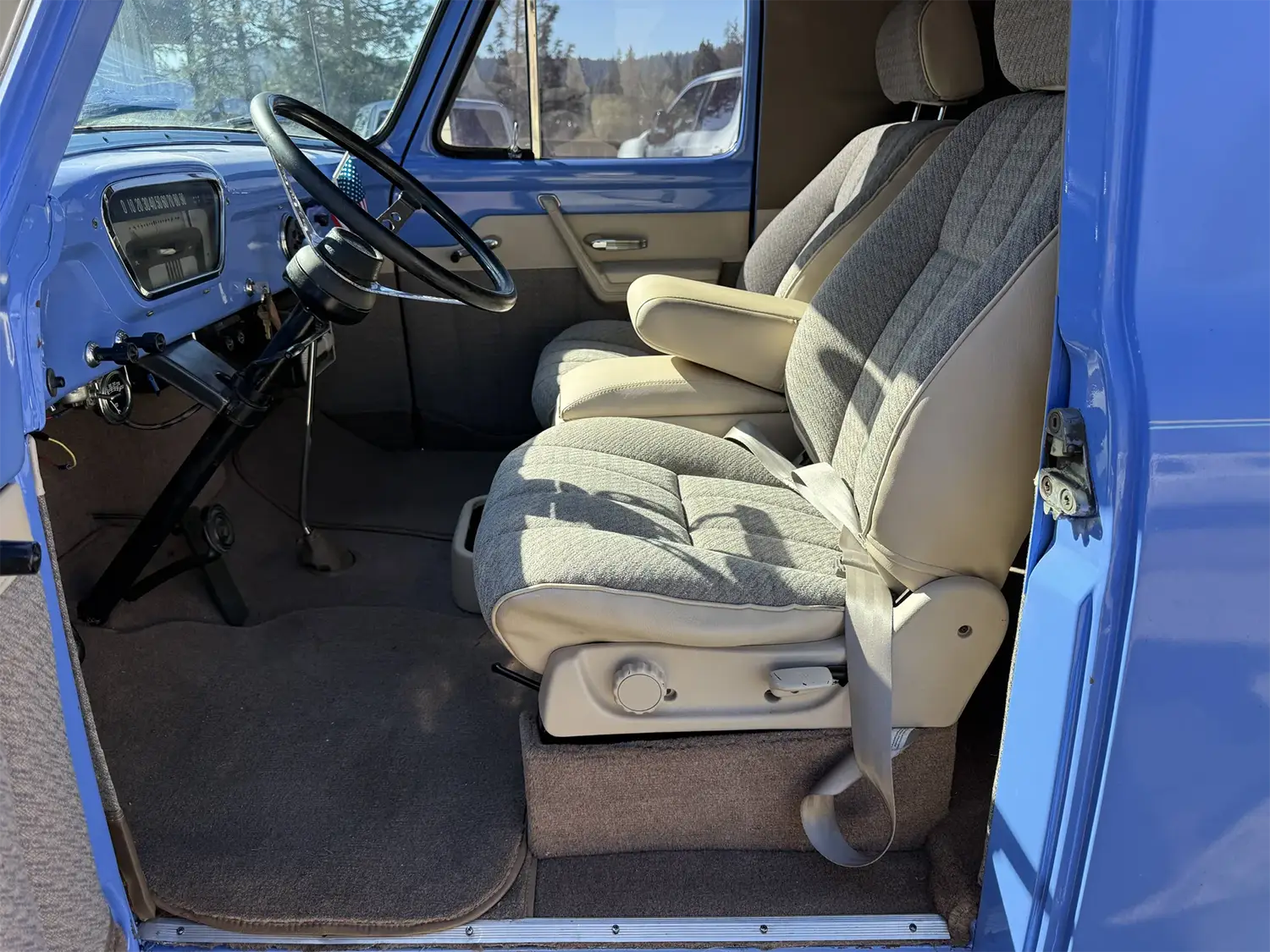 1955 Ford F-100 Panel Van - Photo 4