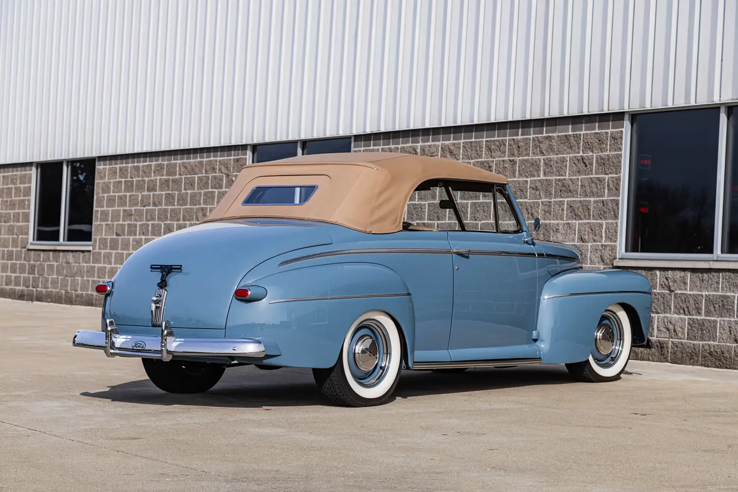 1942 Ford Super Deluxe Convertible 1942 Ford Super Deluxe Convertible