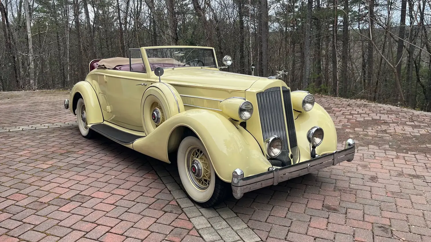 1936 Packard 1401 Eight Coupe Roadster