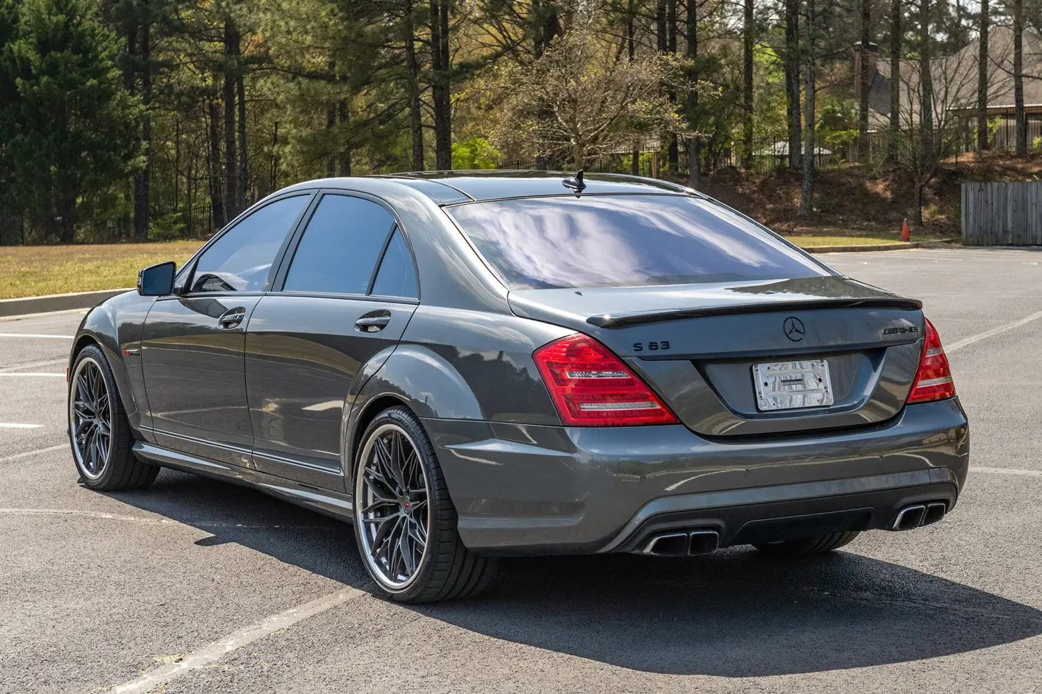 2011 Mercedes-Benz S63 AMG