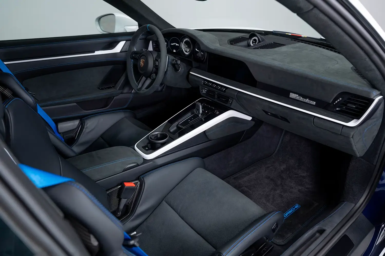 2024 Porsche 911 Dakar