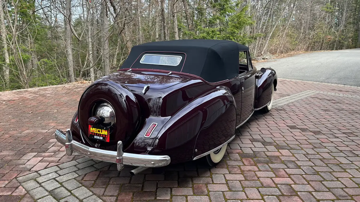 1941 Lincoln Continental Cabriolet