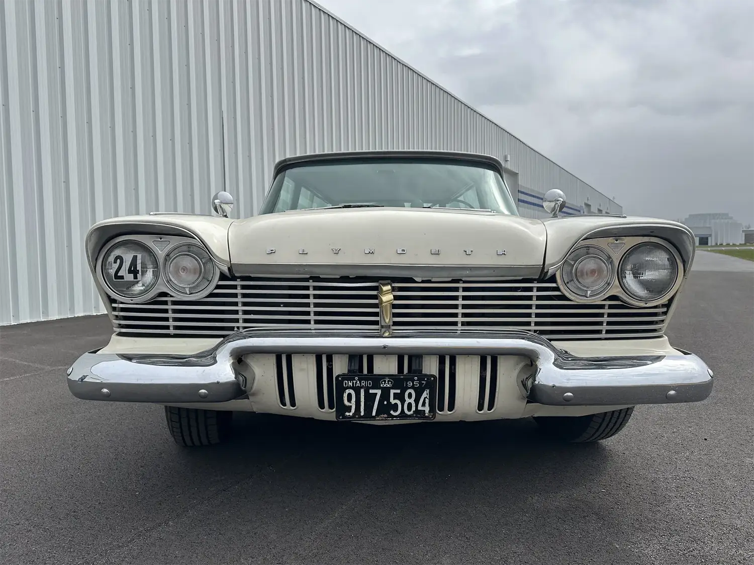 1957 Plymouth Suburban - Photo 9