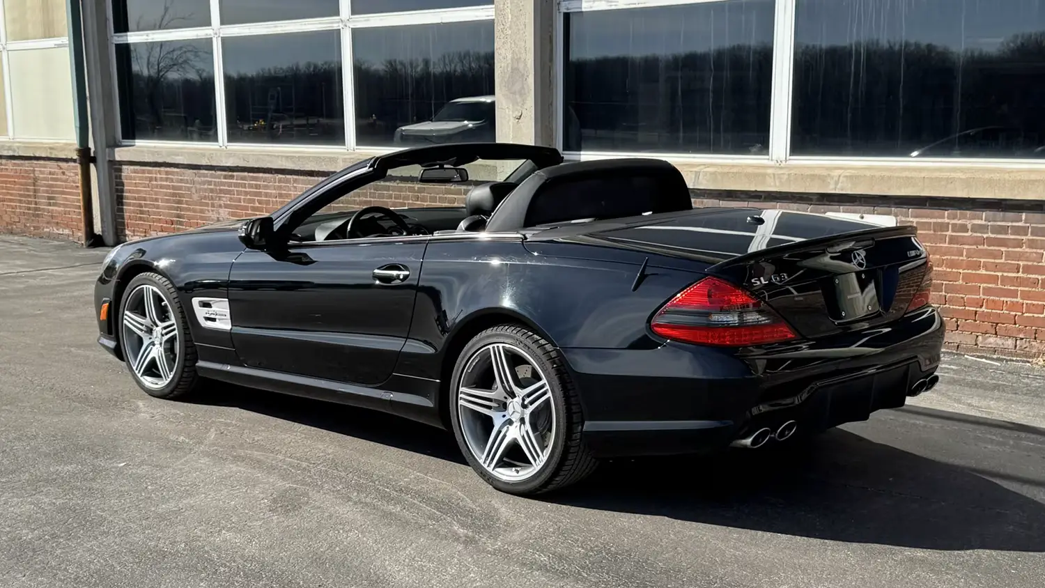 2012 Mercedes-Benz SL63 AMG