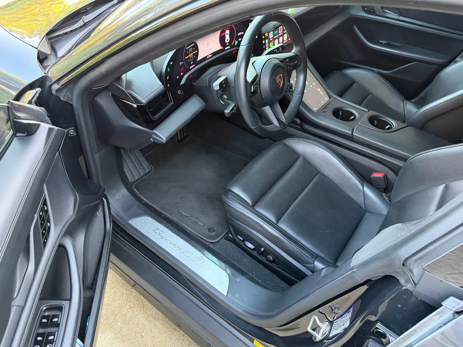 2020 Porsche Taycan Turbo