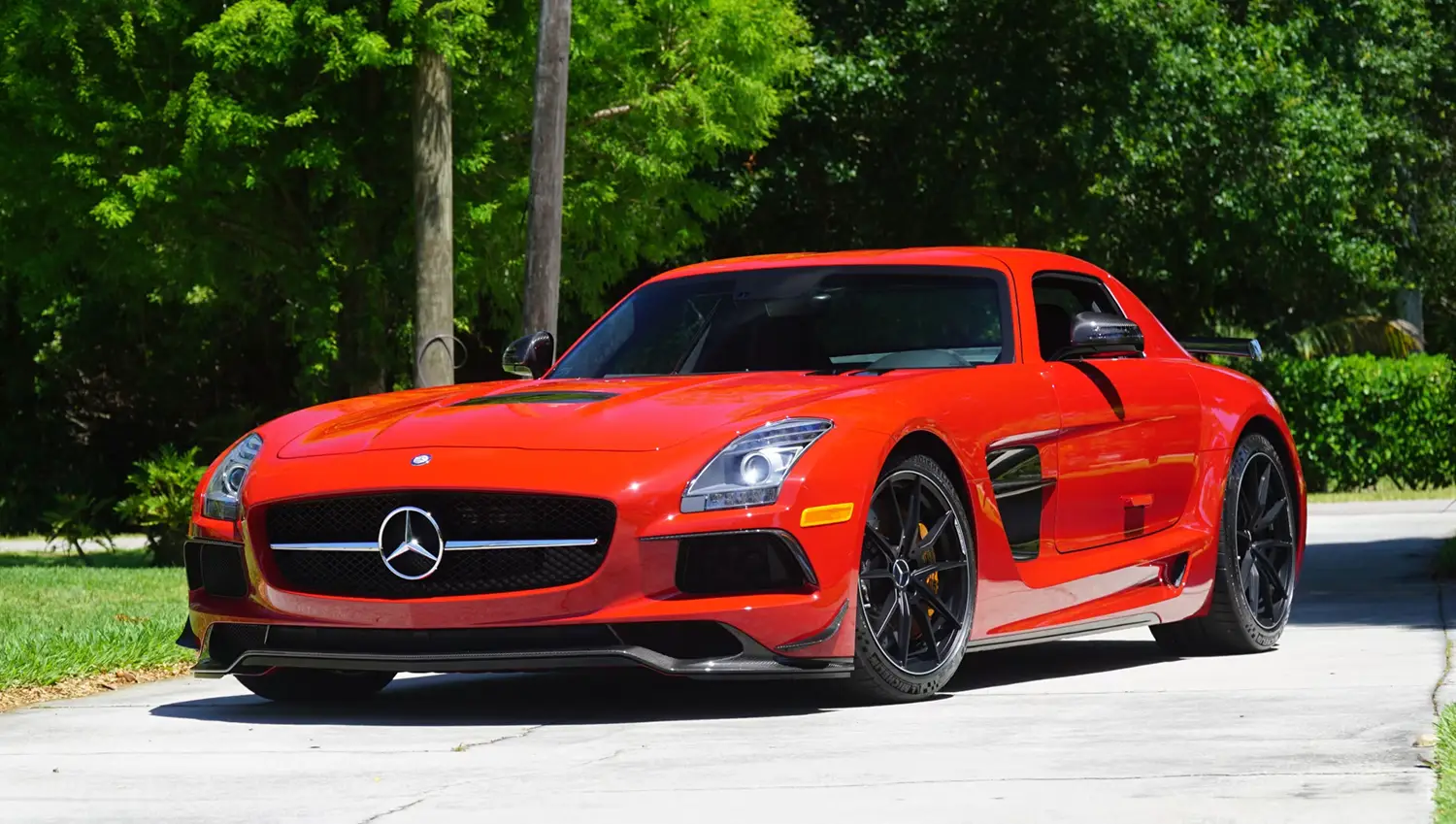 2014 Mercedes-Benz SLS AMG Black Series - Photo 1