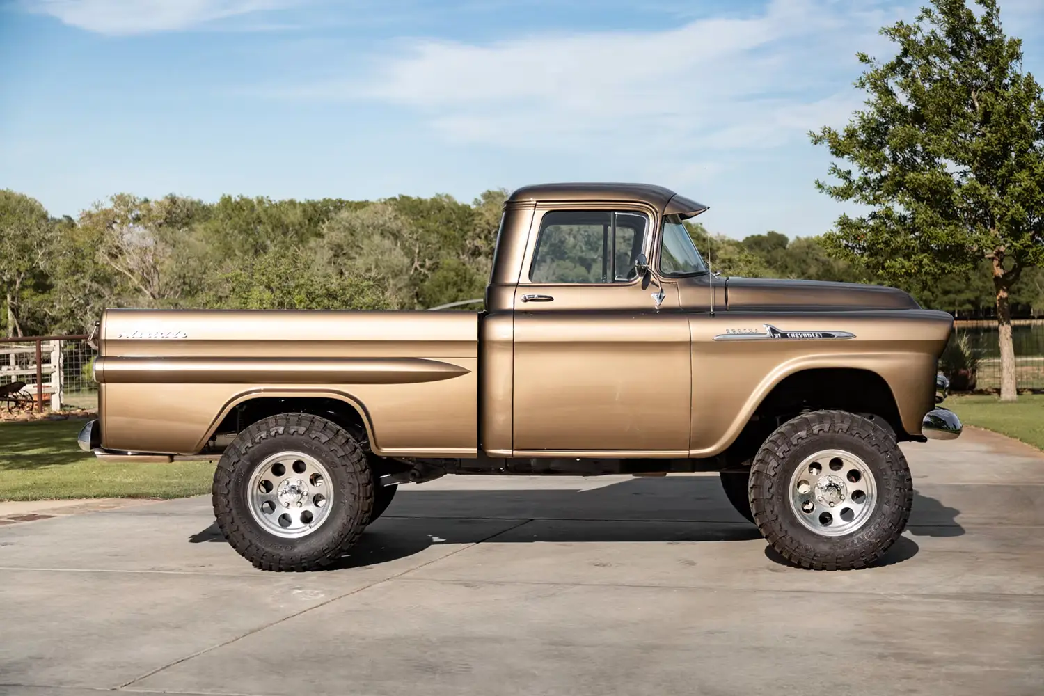 1958 Chevrolet Apache Custom