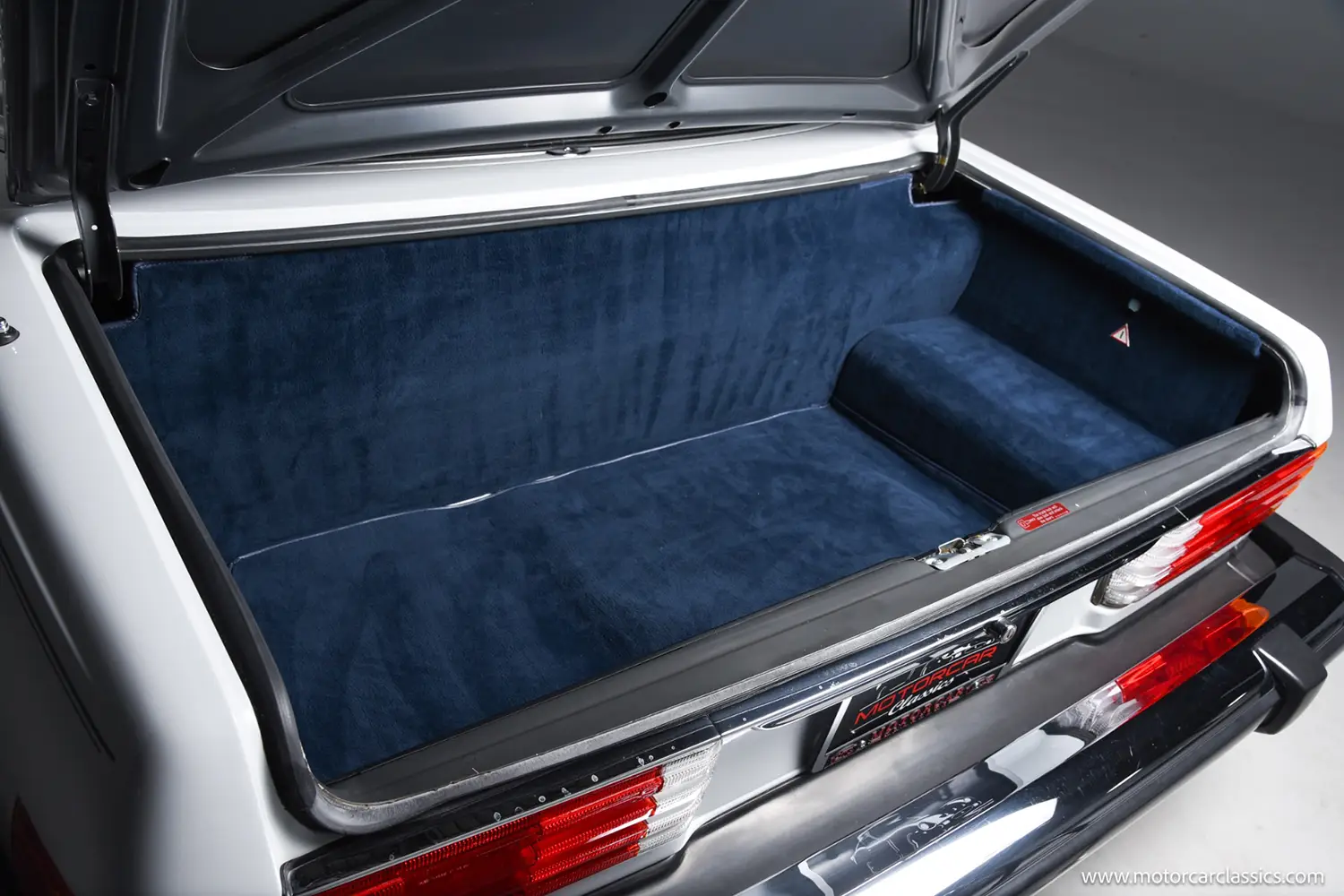 1989 Mercedes-Benz 560 SL 1989 Mercedes-Benz 560 SL