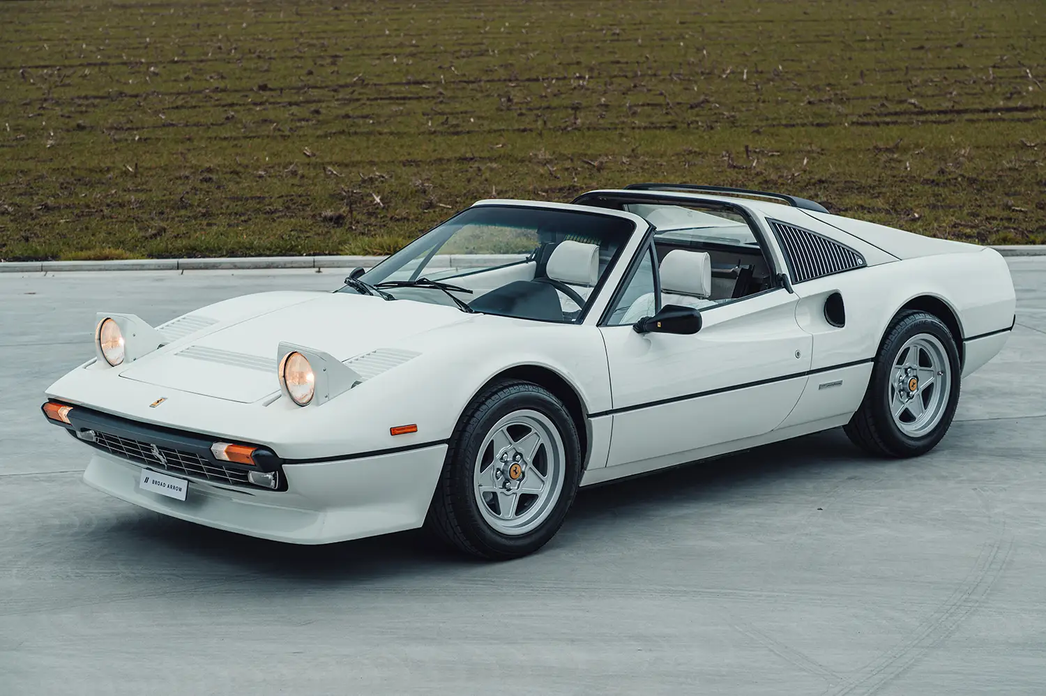 Global Icons Spring Online auction