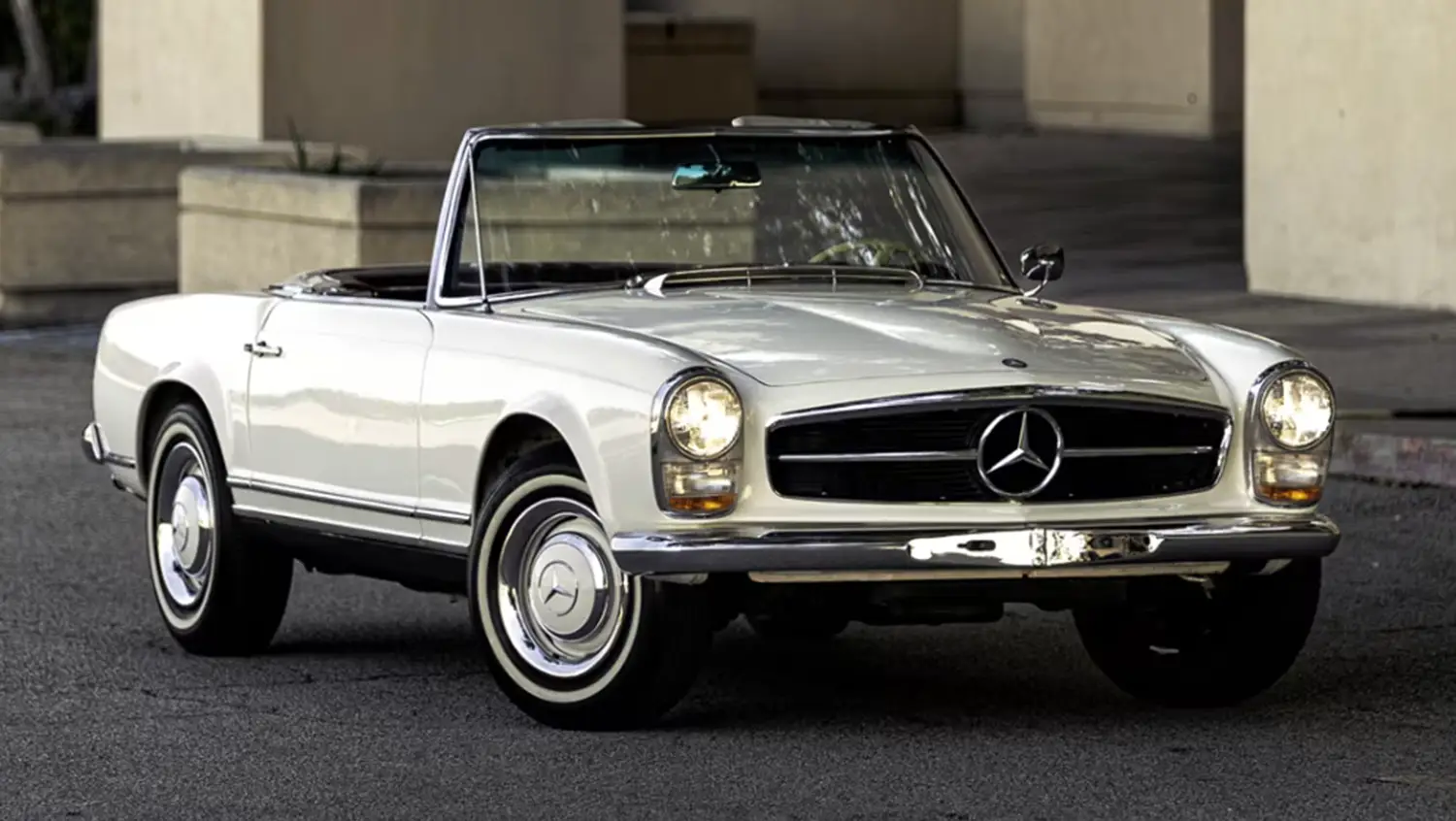 1964 Mercedes-Benz 230SL 1964 Mercedes-Benz 230SL