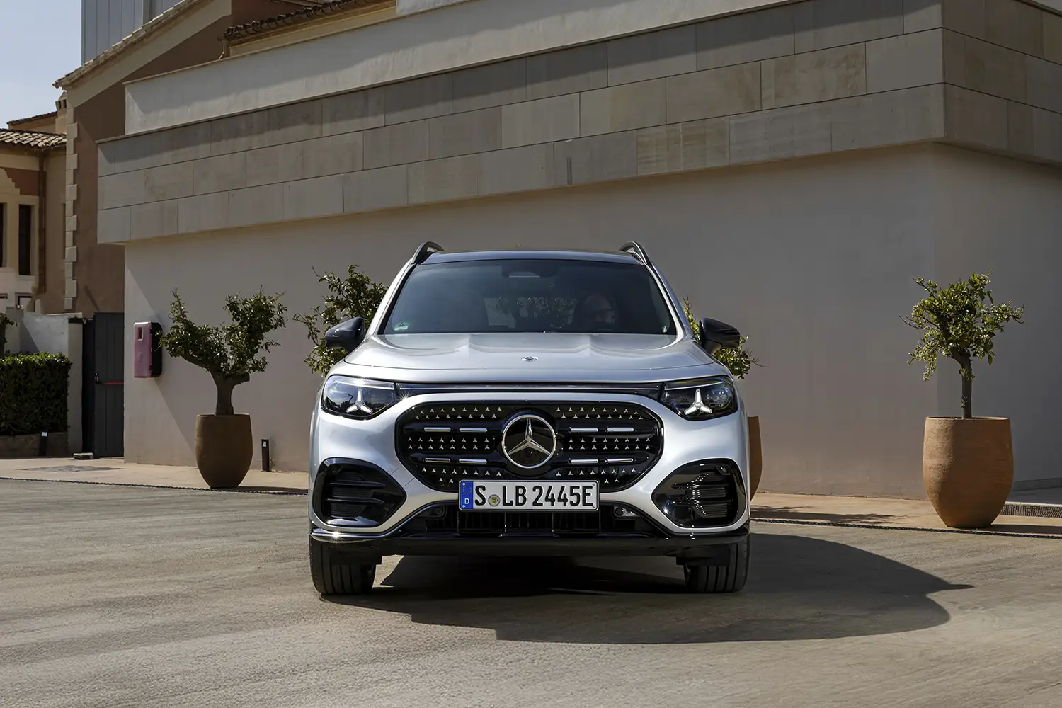 2027 Mercedes-Benz GLB
