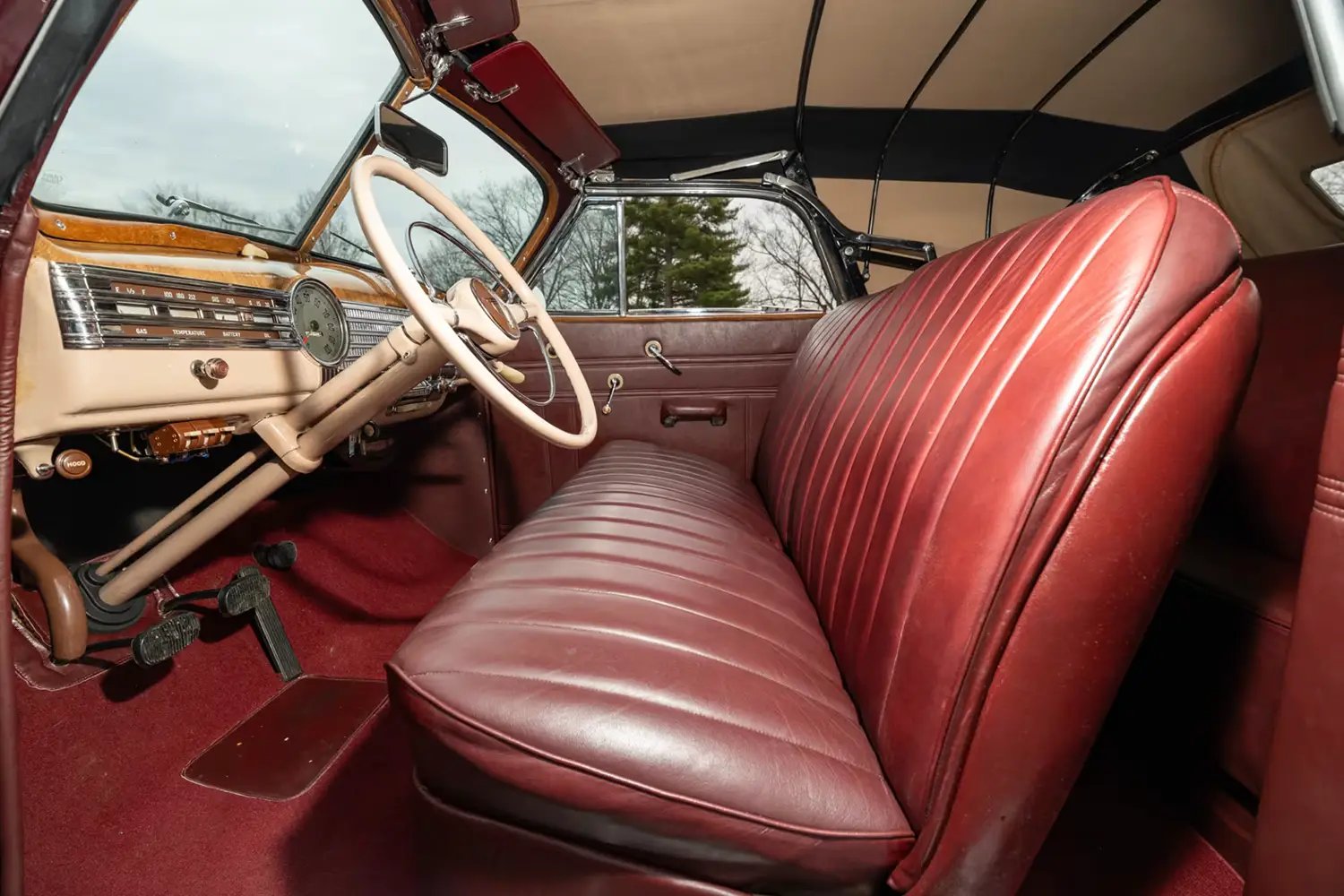 1941 Chevrolet Special Deluxe Cabriolet