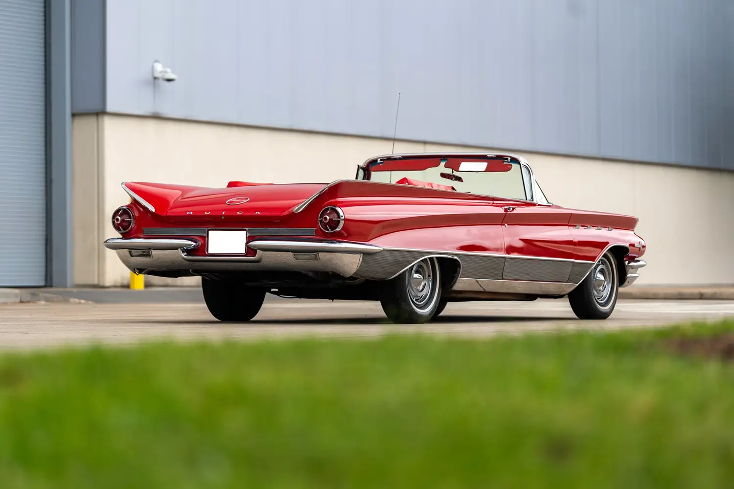 1960 Buick Electra 225 Convertible - Photo 8