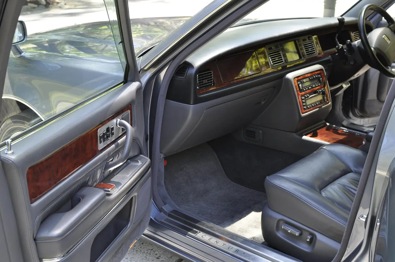 1997 Toyota Century 1997 Toyota Century