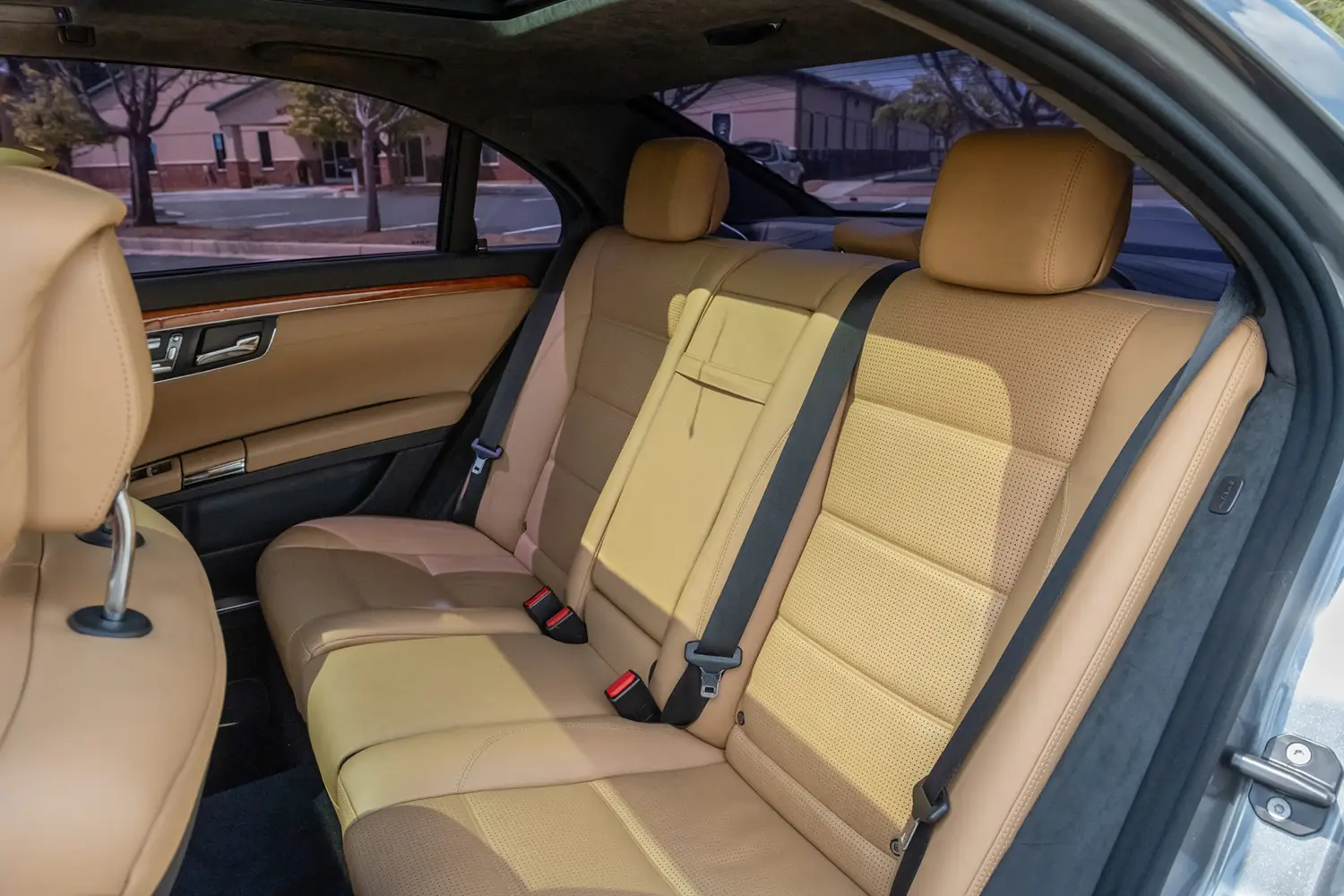 2011 Mercedes-Benz S63 AMG