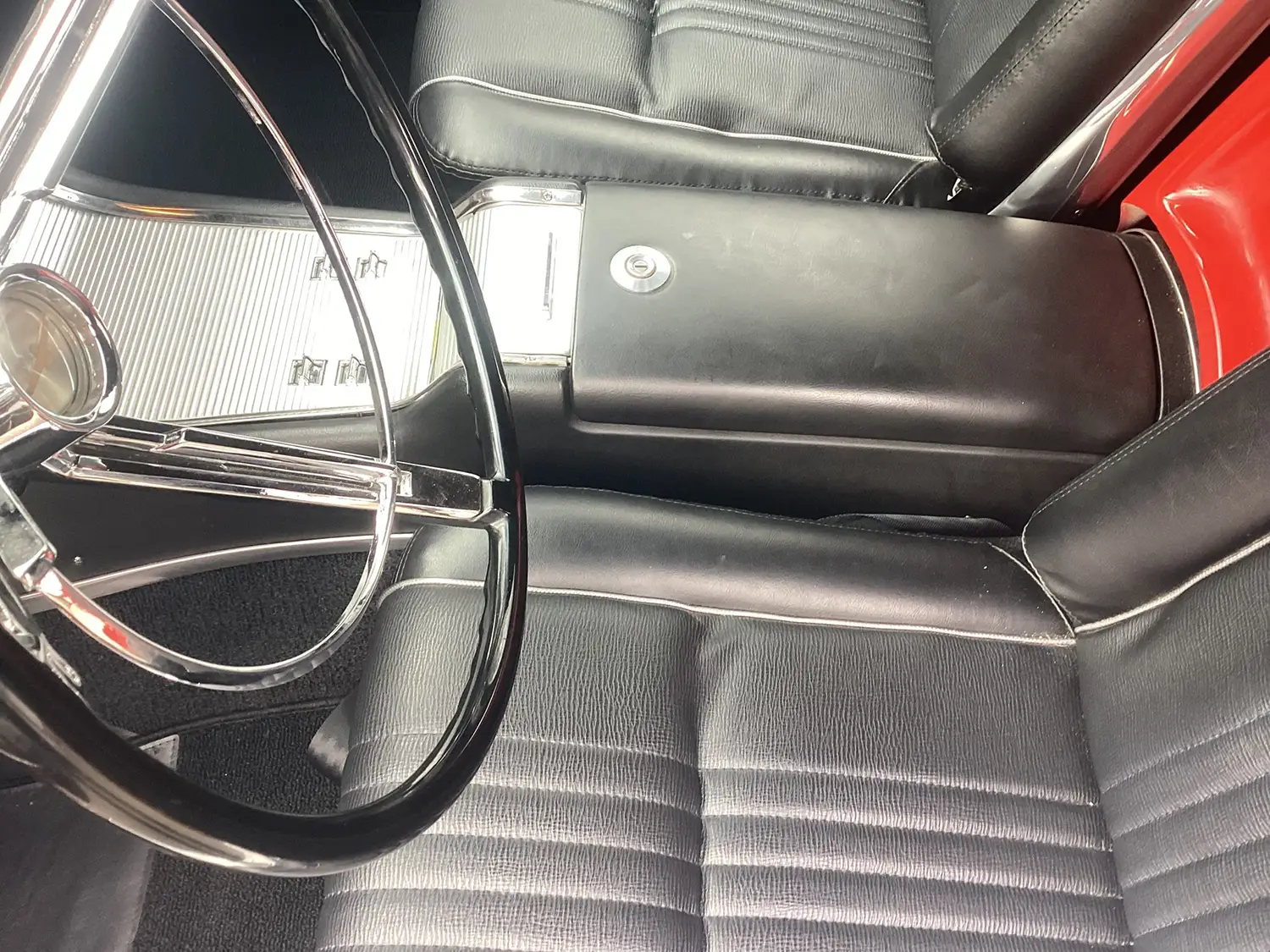 1963 Ford Thunderbird Sports Roadster