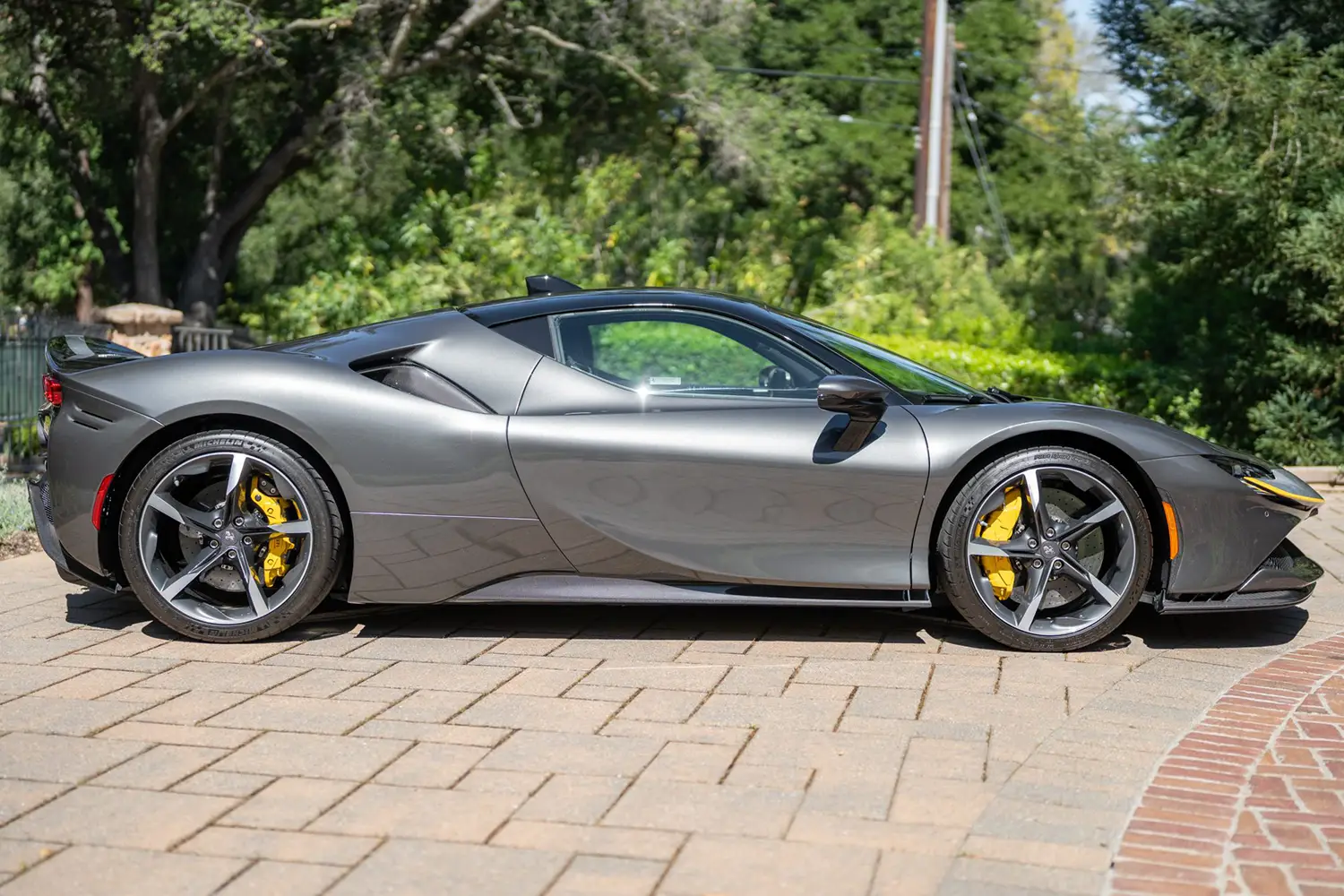 2021 Ferrari SF90 Stradale