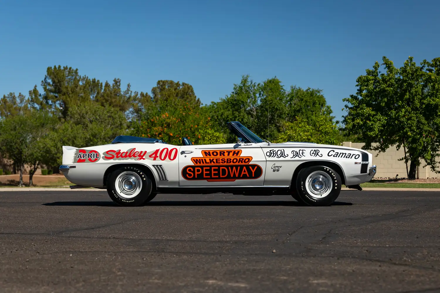 1969 Chevrolet Camaro RS/SS Staley 400 Pace Car