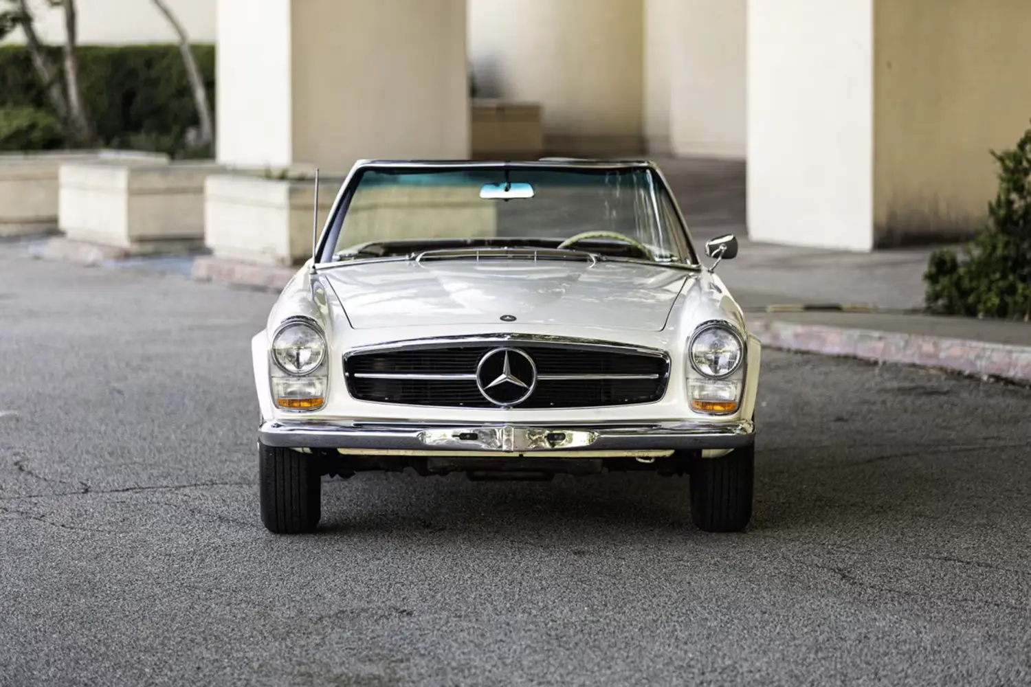 1964 Mercedes-Benz 230SL 1964 Mercedes-Benz 230SL