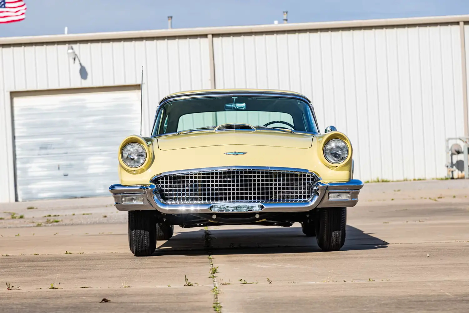 1957 Ford Thunderbird
